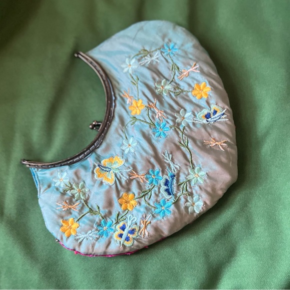 LAILA ROWE-VINTAGE EVENING CLUTCH/PURSE with ajustable HANDLE - Picture 10 of 10